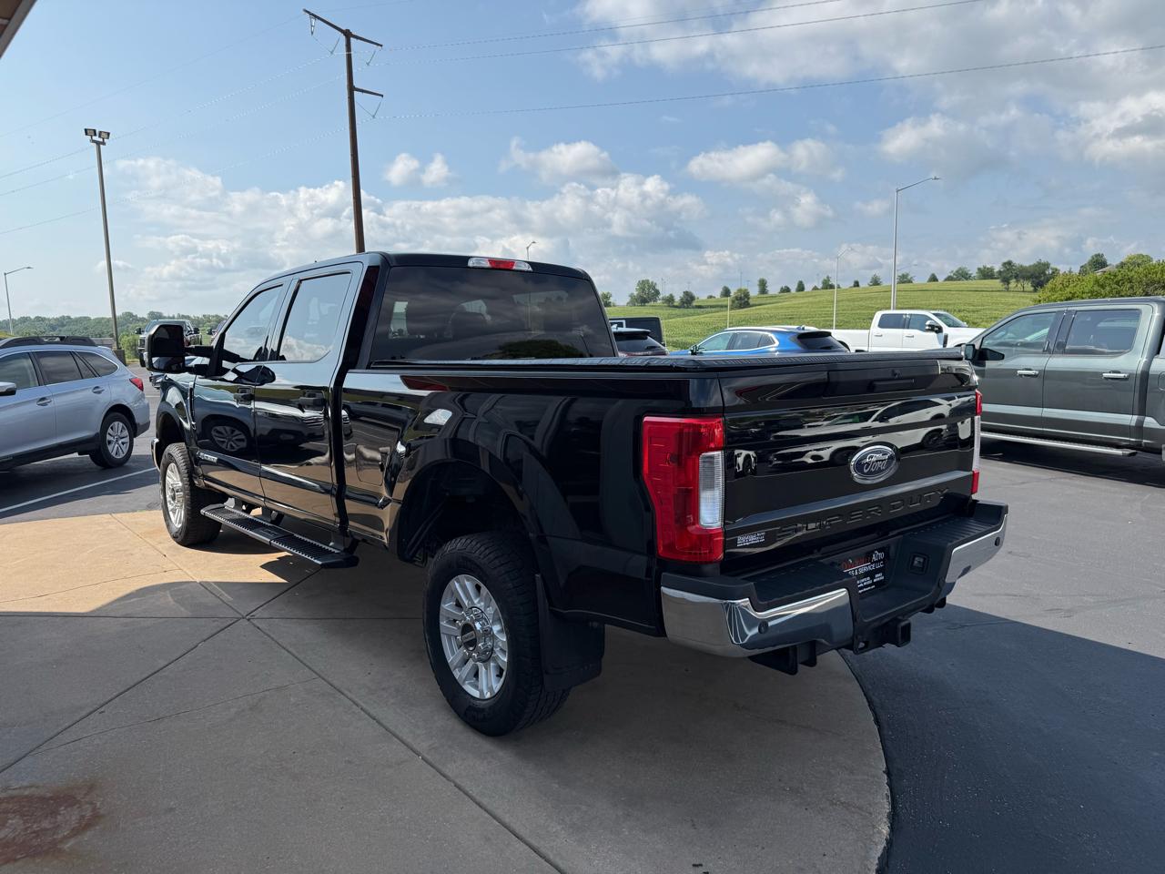 Ford Super Duty F-250 SRW XLT 4WD Crew Cab 6.75' Box 2019