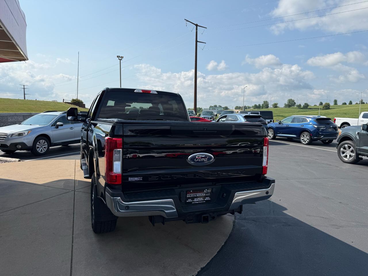 Ford Super Duty F-250 SRW XLT 4WD Crew Cab 6.75' Box 2019