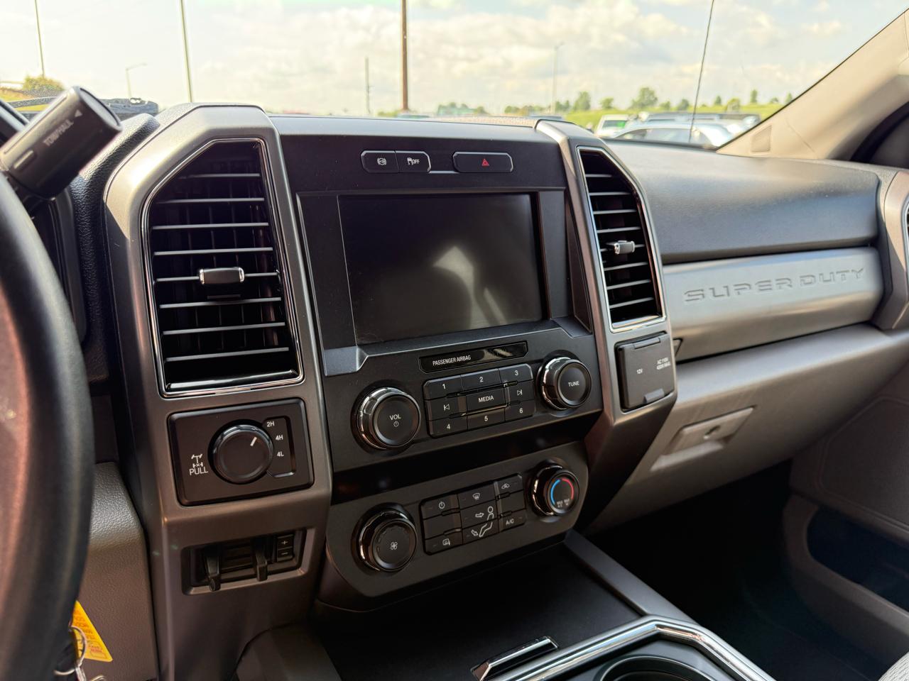 Ford Super Duty F-250 SRW XLT 4WD Crew Cab 6.75' Box 2019