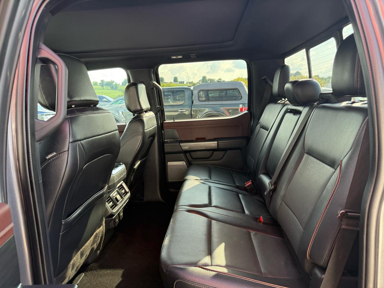 Ford F-150 Lariat SuperCrew Short Bed 4WD 2023