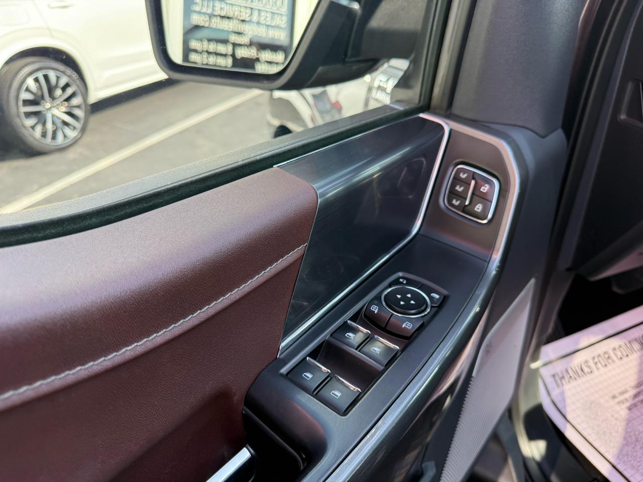 Ford F-150 Lariat SuperCrew Short Bed 4WD 2023