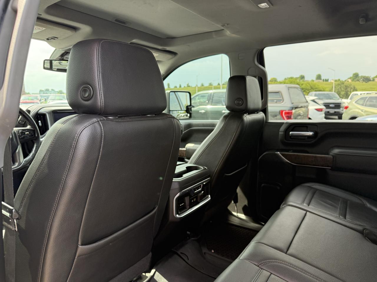 GMC Sierra 3500HD 4WD Crew Cab 159" Denali 2021