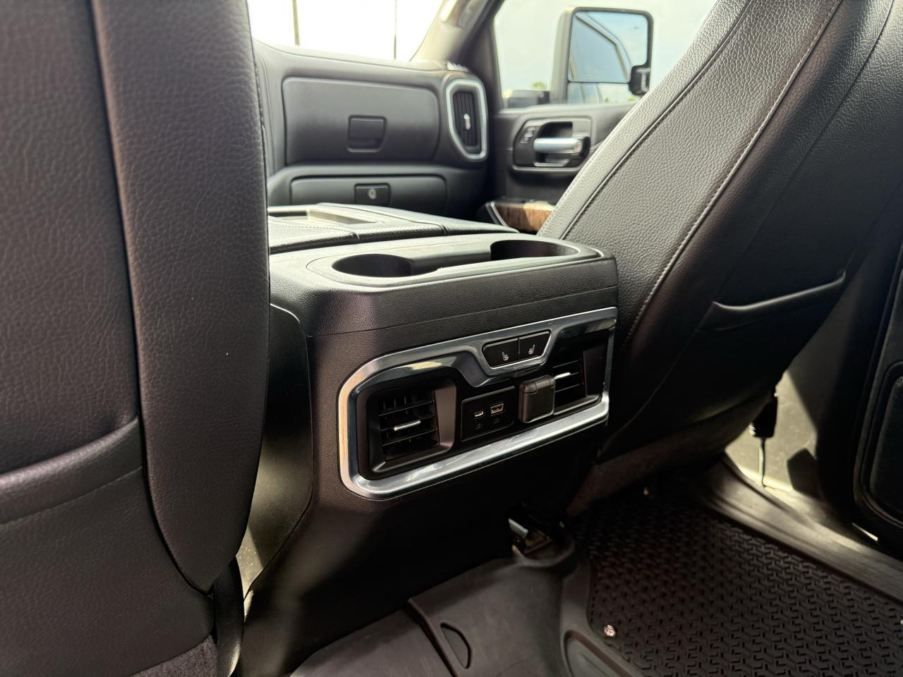 GMC Sierra 3500HD 4WD Crew Cab 159" Denali 2021