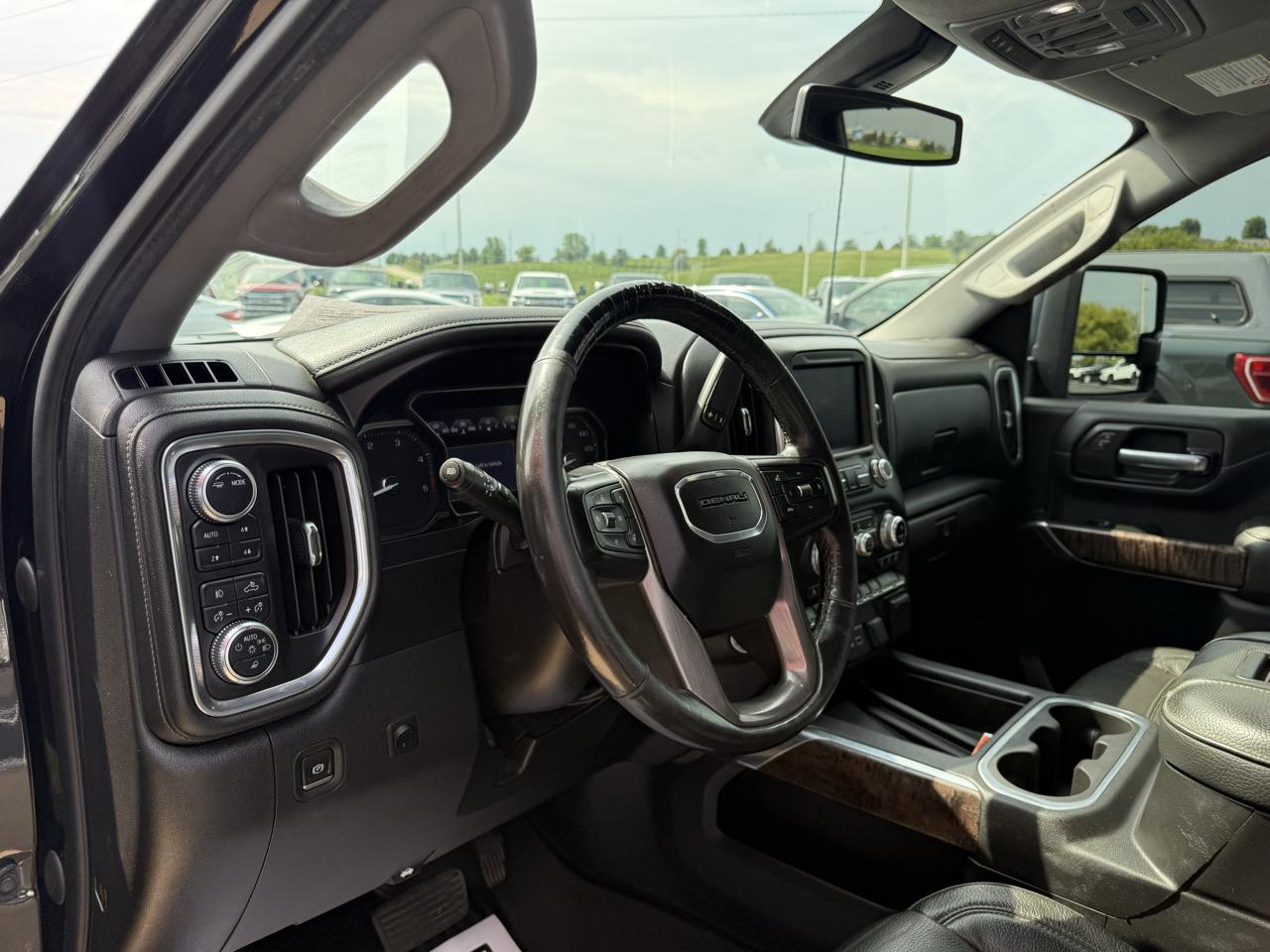 GMC Sierra 3500HD 4WD Crew Cab 159" Denali 2021