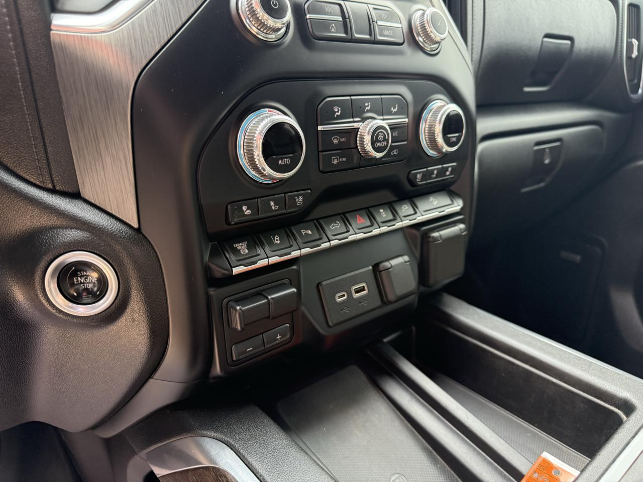 GMC Sierra 3500HD 4WD Crew Cab 159" Denali 2021