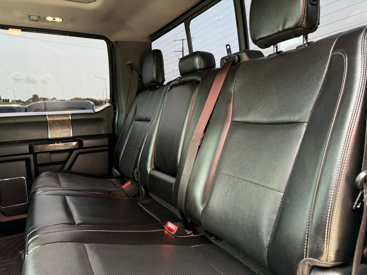 Ford Super Duty F-250 SRW Lariat 4WD Crew Cab 6.75' Box 2018