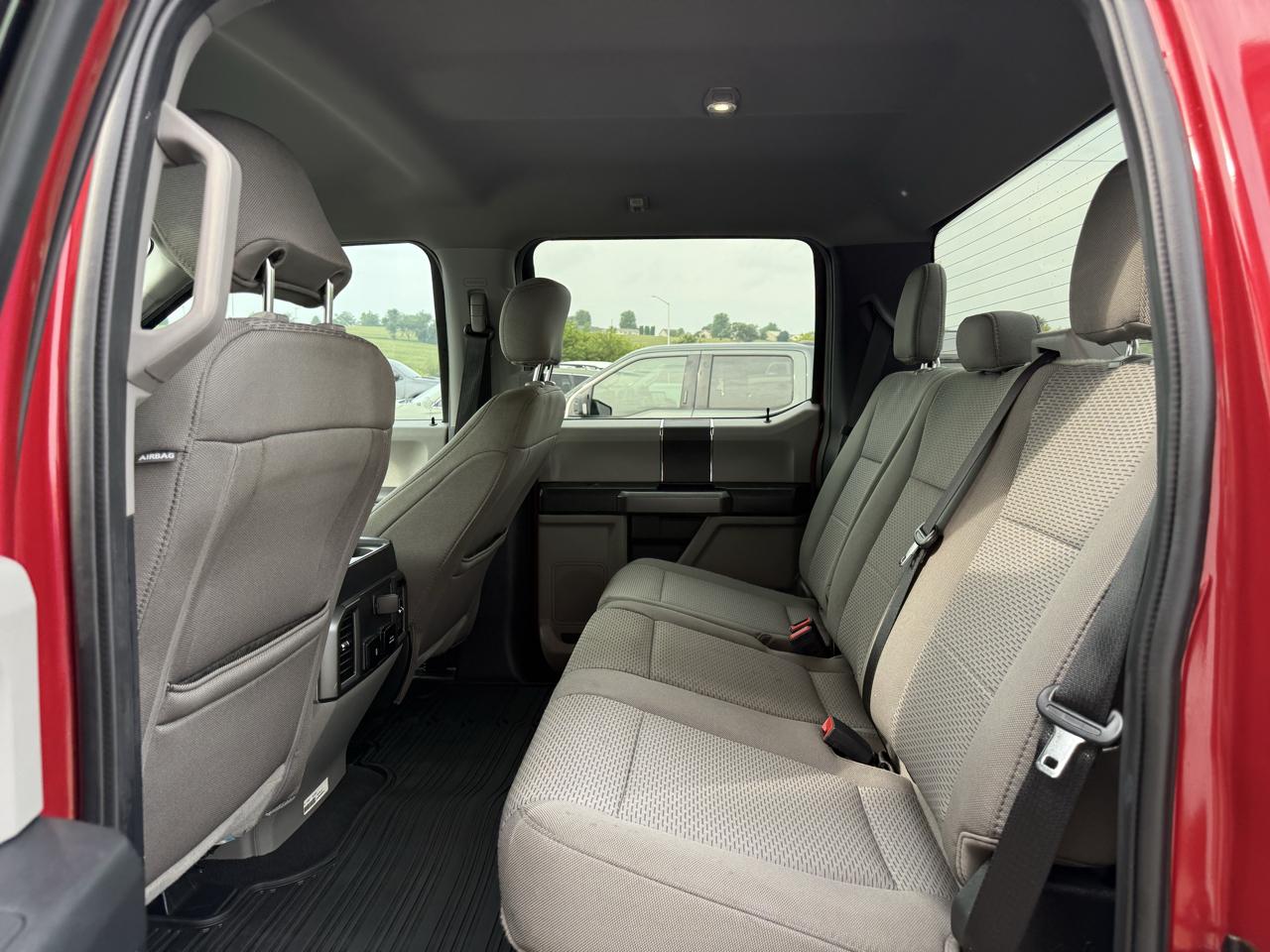 Ford Super Duty F-350 SRW XLT 4WD Crew Cab 6.75' Box 2020