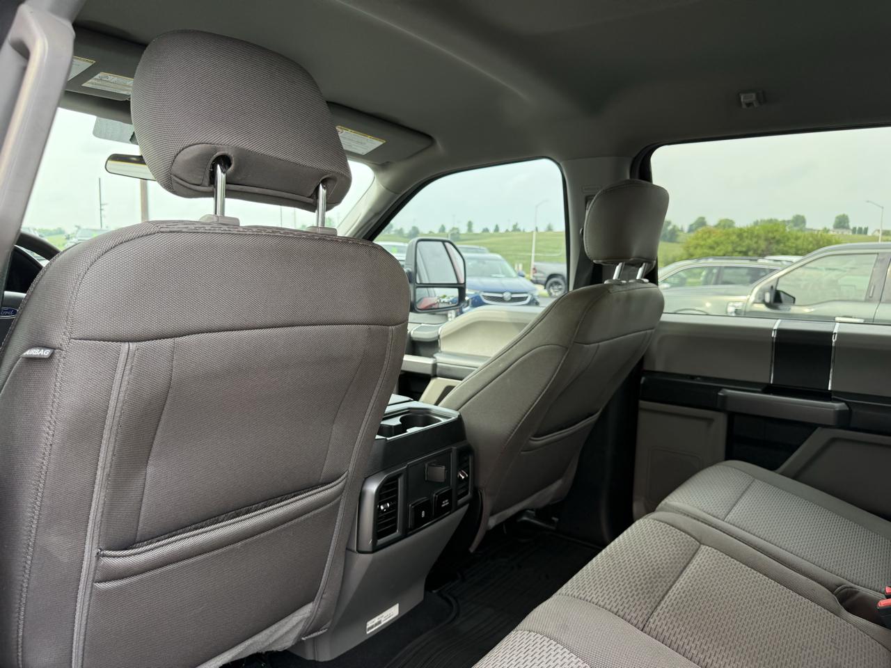 Ford Super Duty F-350 SRW XLT 4WD Crew Cab 6.75' Box 2020