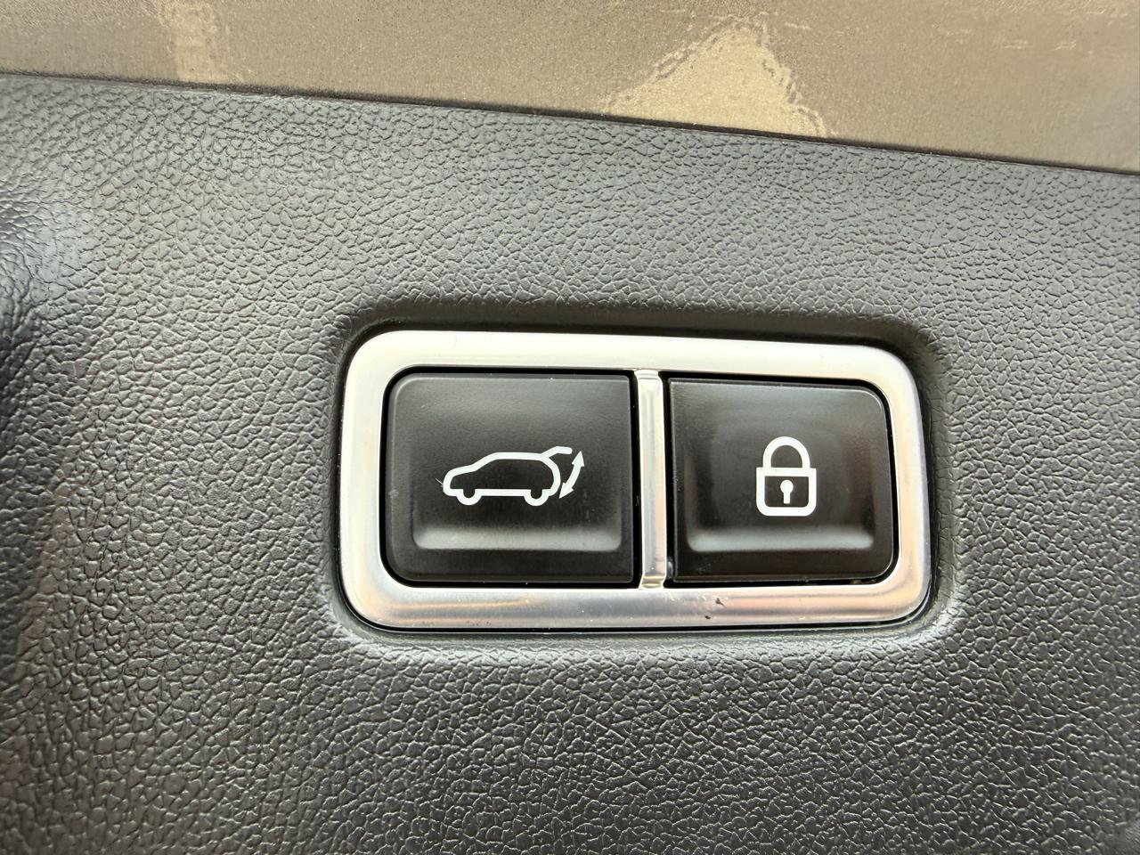 Kia Sorento Hybrid EX AWD 2023