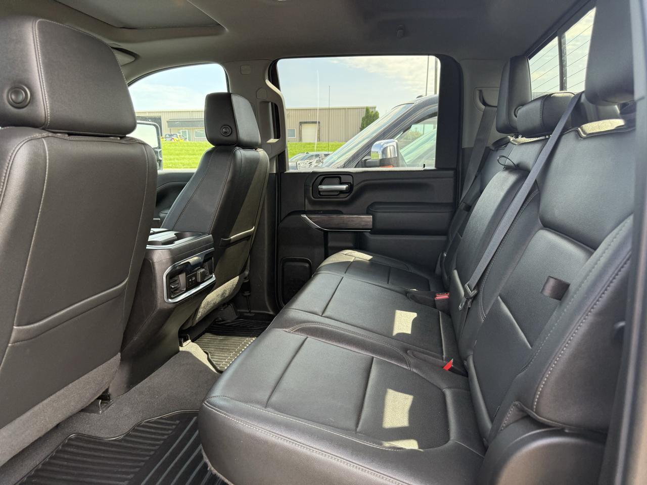 Chevrolet Silverado 2500HD 4WD Crew Cab 159" LTZ 2022