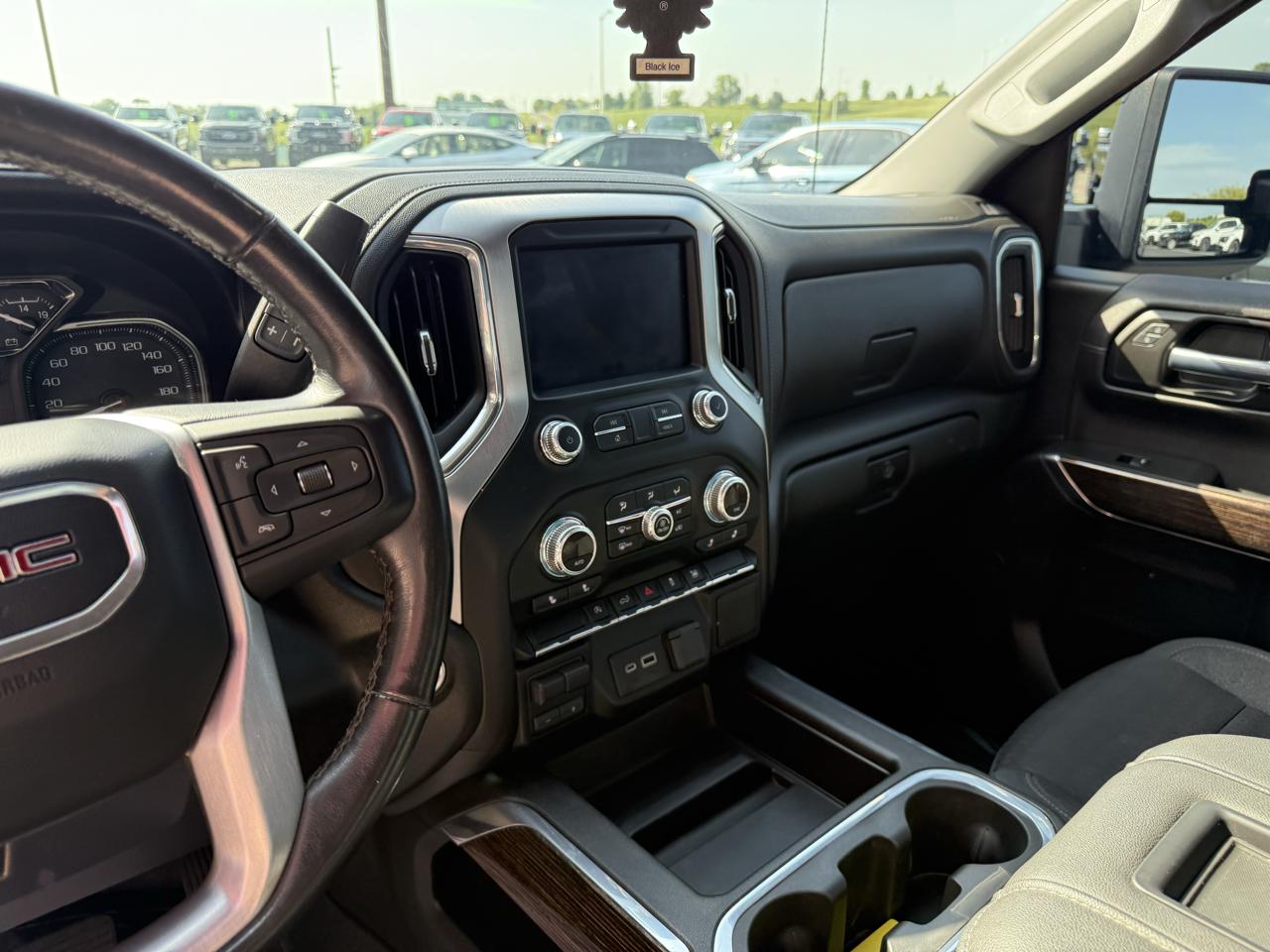 GMC Sierra 1500 4WD Crew Cab 157" Elevation 2021