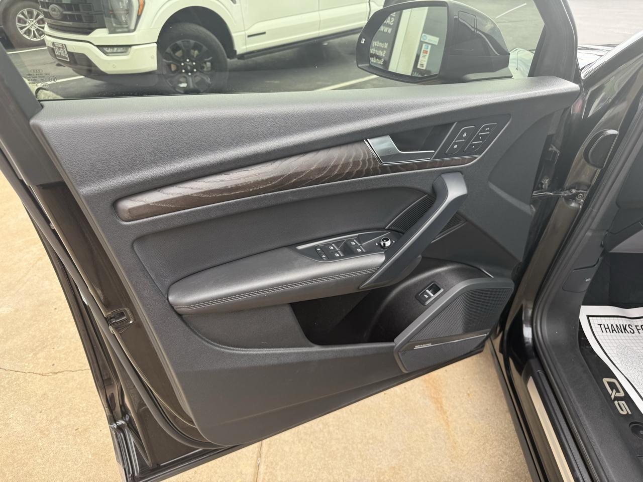 Audi Q5 Premium Plus 45 TFSI quattro 2020