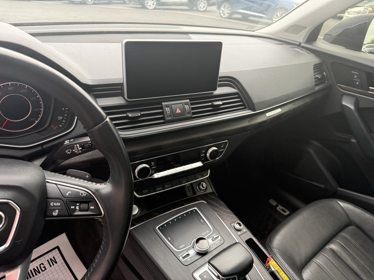 Audi Q5 Premium Plus 45 TFSI quattro 2020