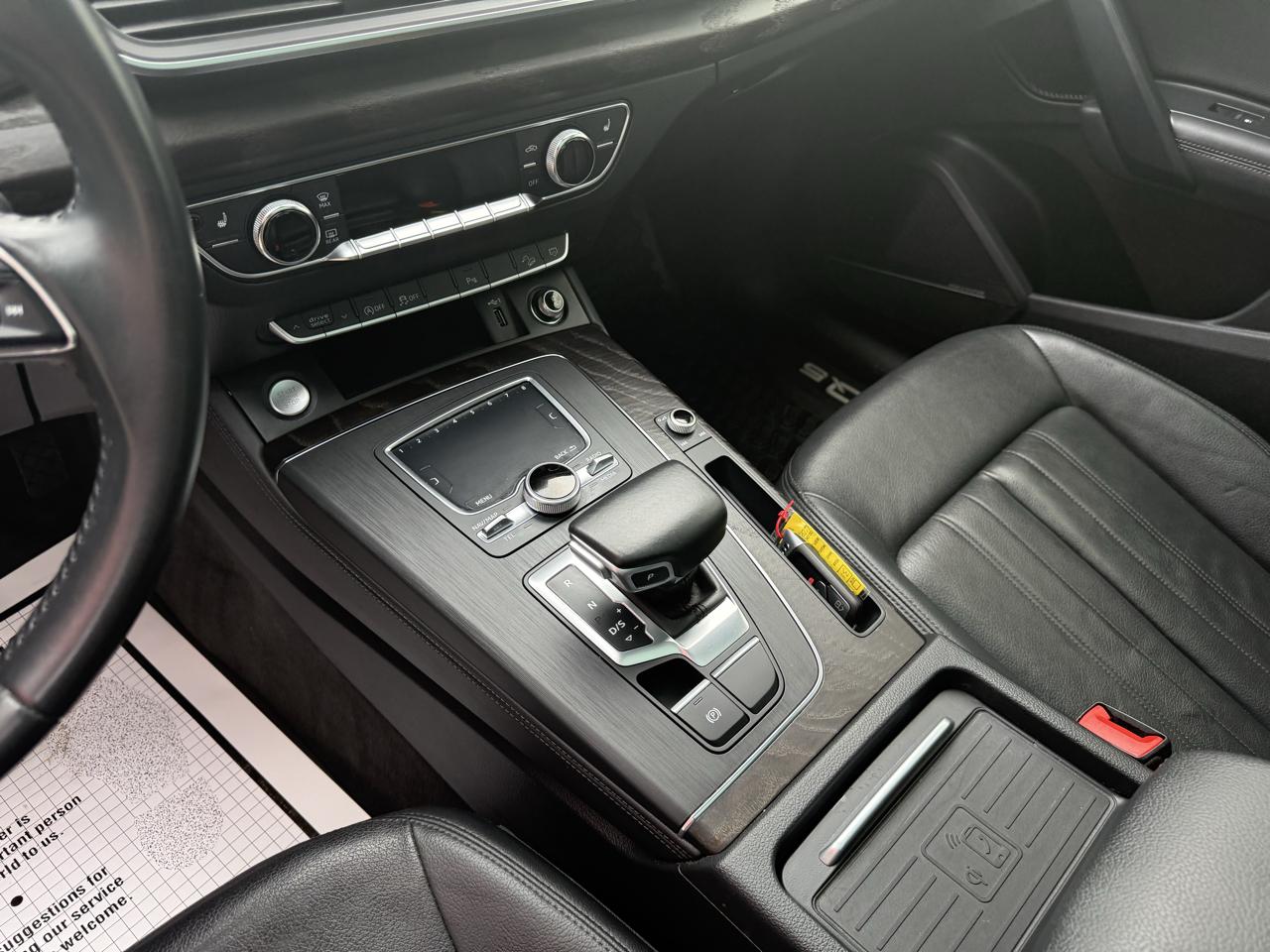 Audi Q5 Premium Plus 45 TFSI quattro 2020