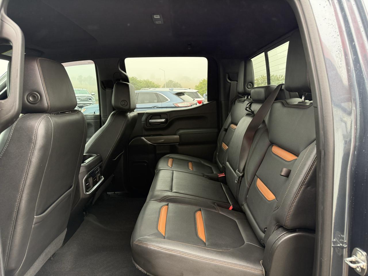 GMC Sierra 1500 4WD Crew Cab 147" AT4 2021