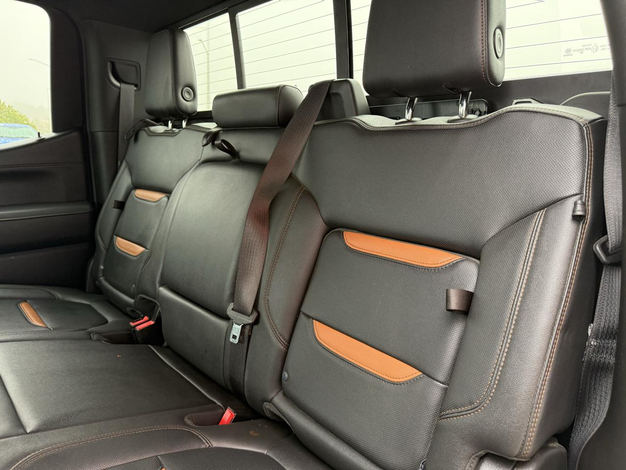 GMC Sierra 1500 4WD Crew Cab 147" AT4 2021