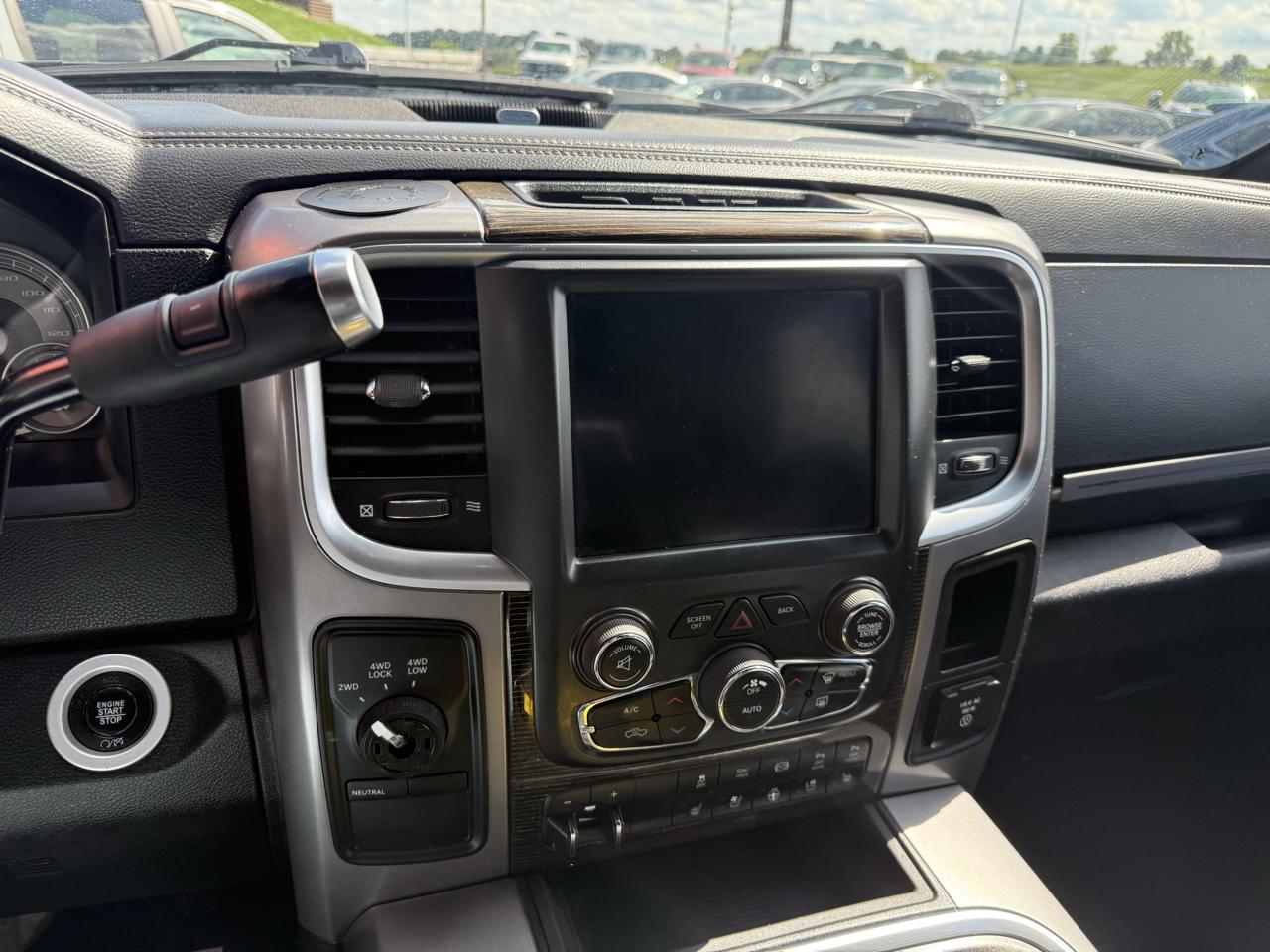 RAM 3500 Limited 4x4 Crew Cab 6'4" Box 2018