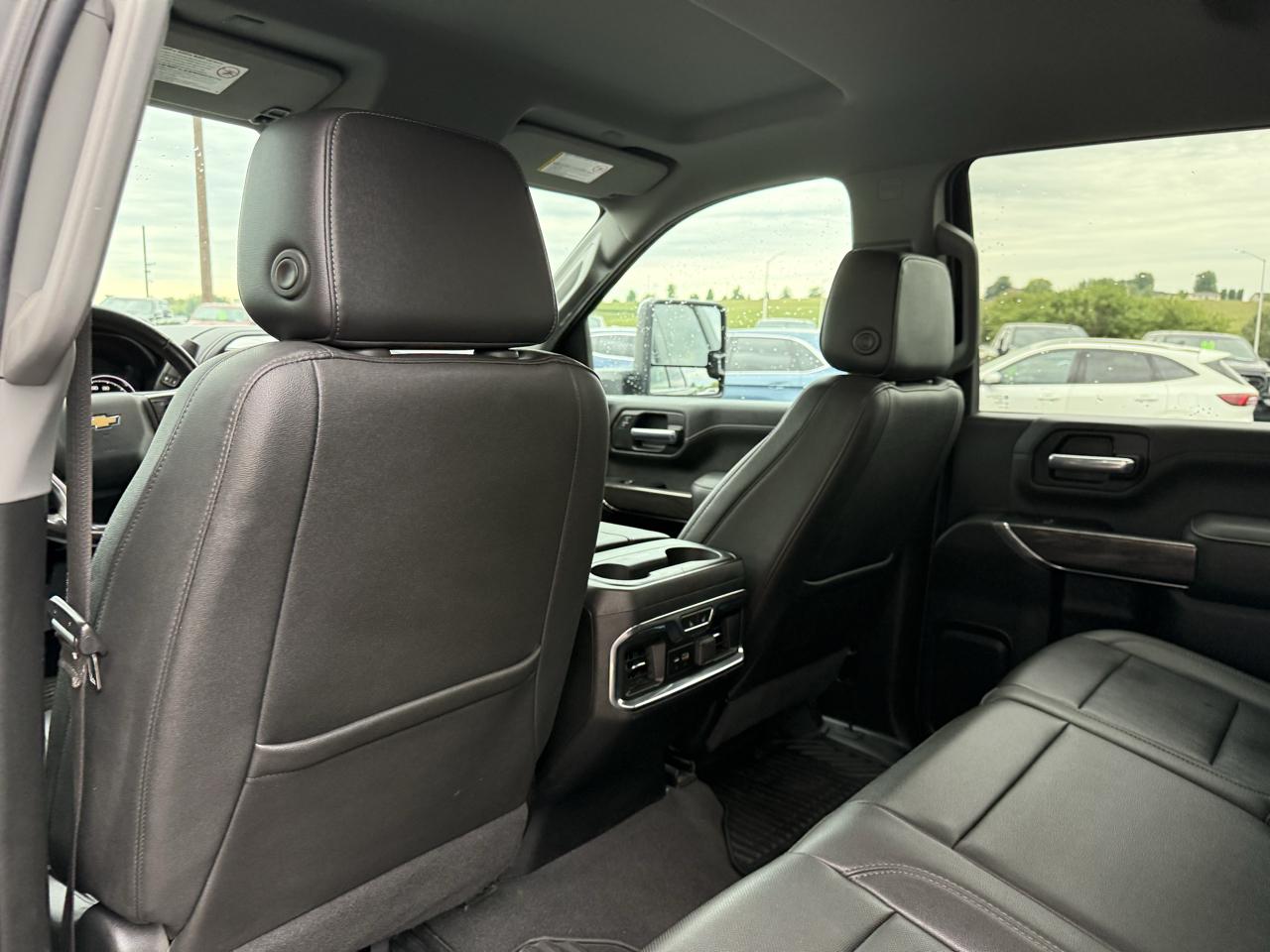 Chevrolet Silverado 3500HD 4WD Crew Cab 172" LTZ 2023