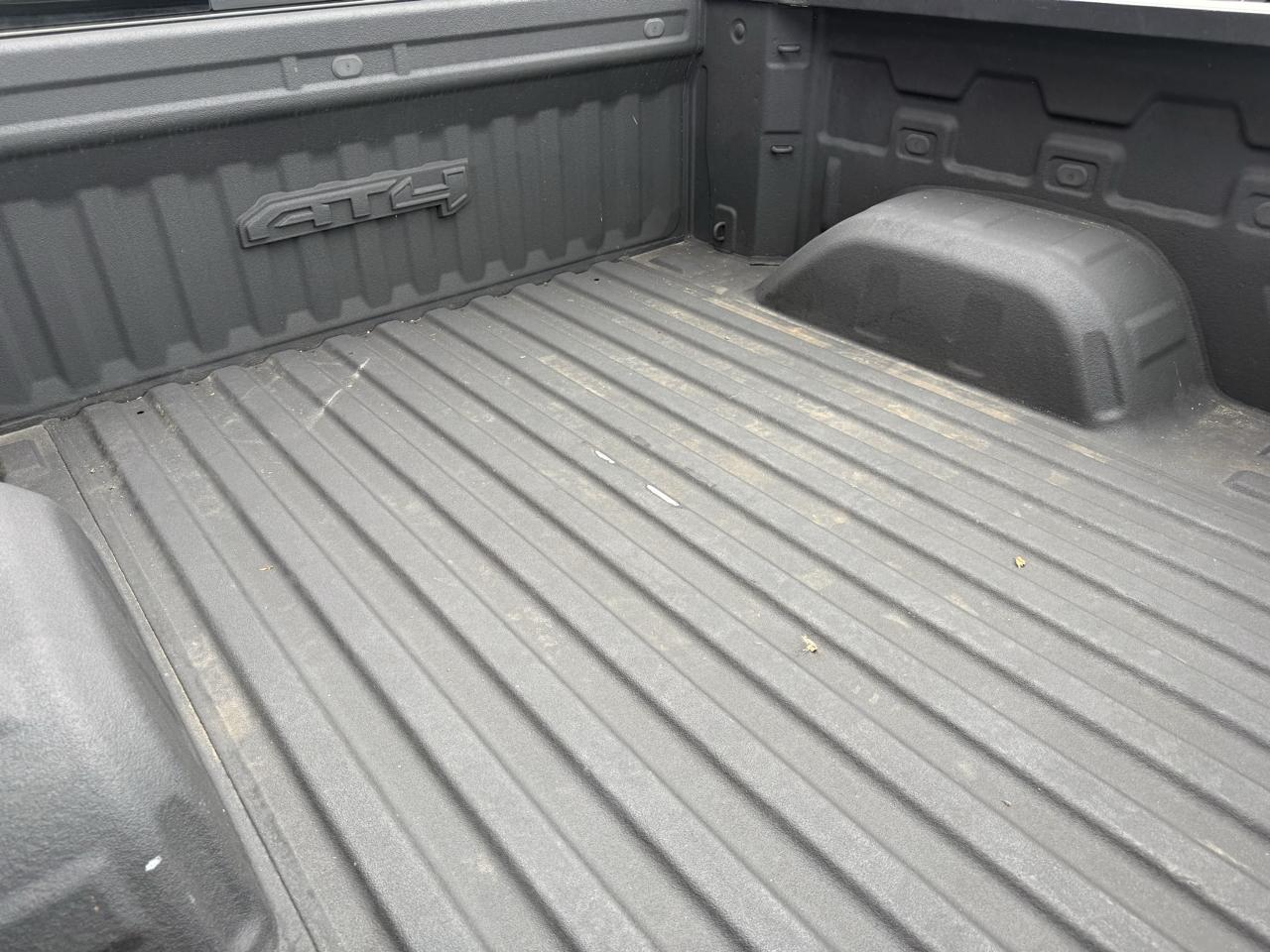 GMC Sierra 1500 4WD Crew Cab 147" AT4 2020
