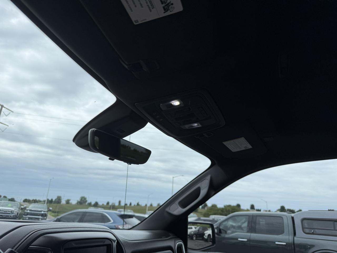 GMC Sierra 1500 4WD Crew Cab 147" AT4 2020