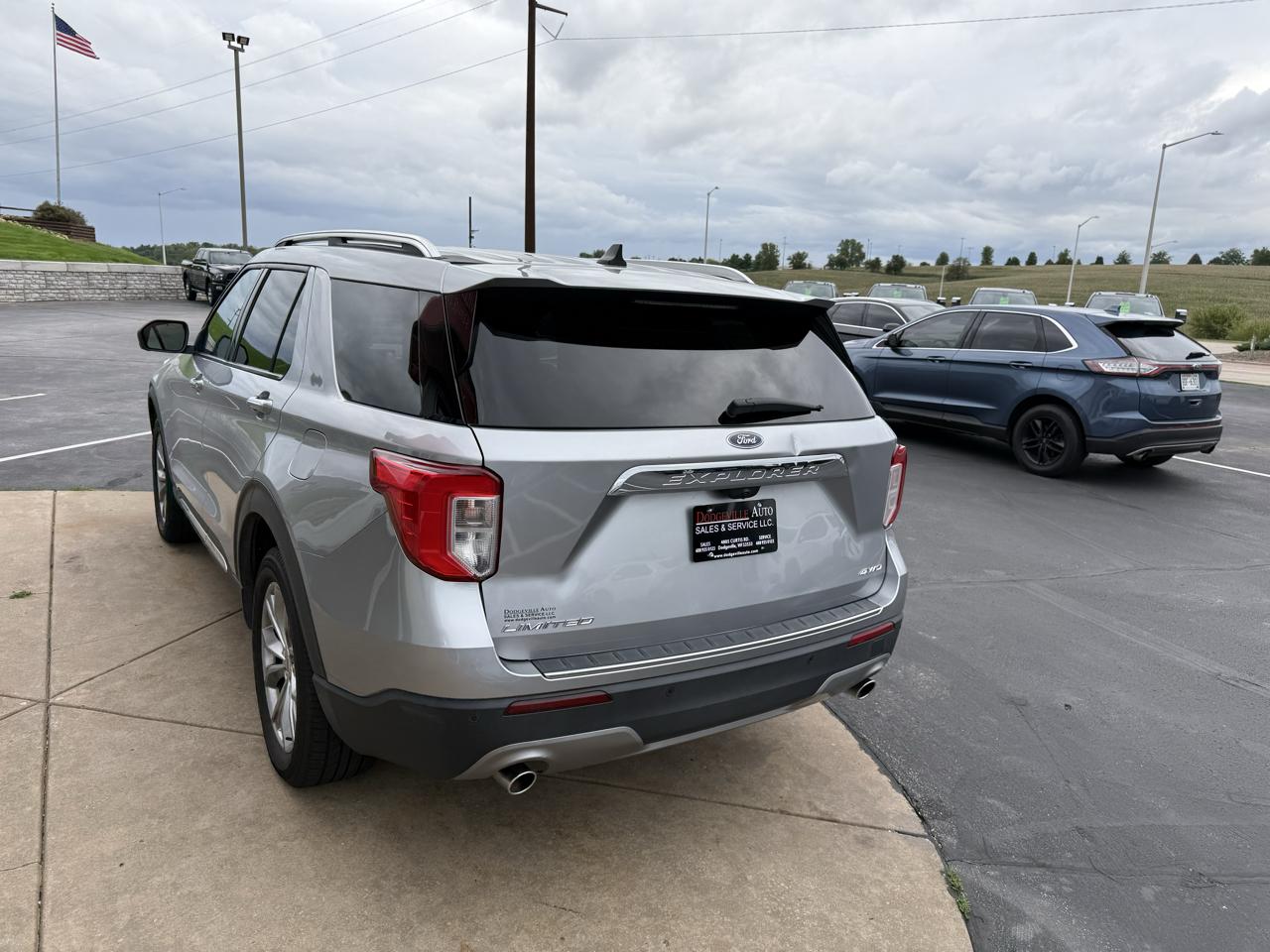 2022 Ford Explorer Limited - Photo 6
