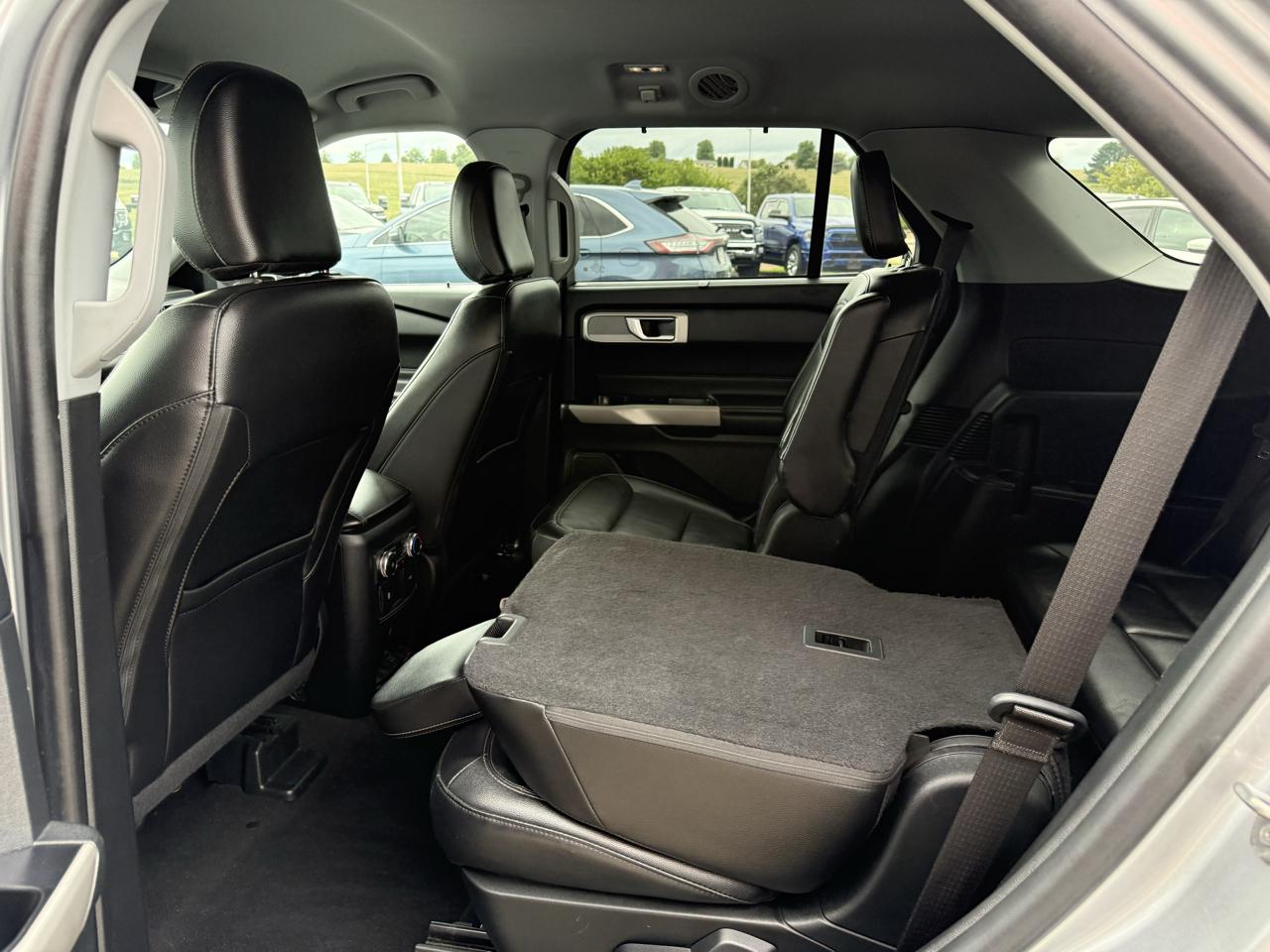 2022 Ford Explorer Limited - Photo 10