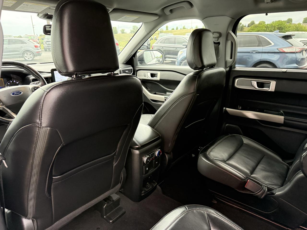 2022 Ford Explorer Limited - Photo 13