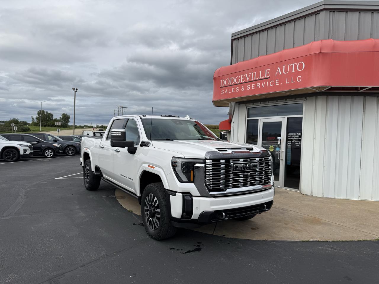 GMC Sierra 2500HD 4WD Crew Cab 159" Denali Ultimate 2024