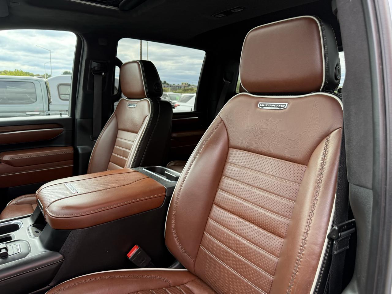 GMC Sierra 2500HD 4WD Crew Cab 159" Denali Ultimate 2024