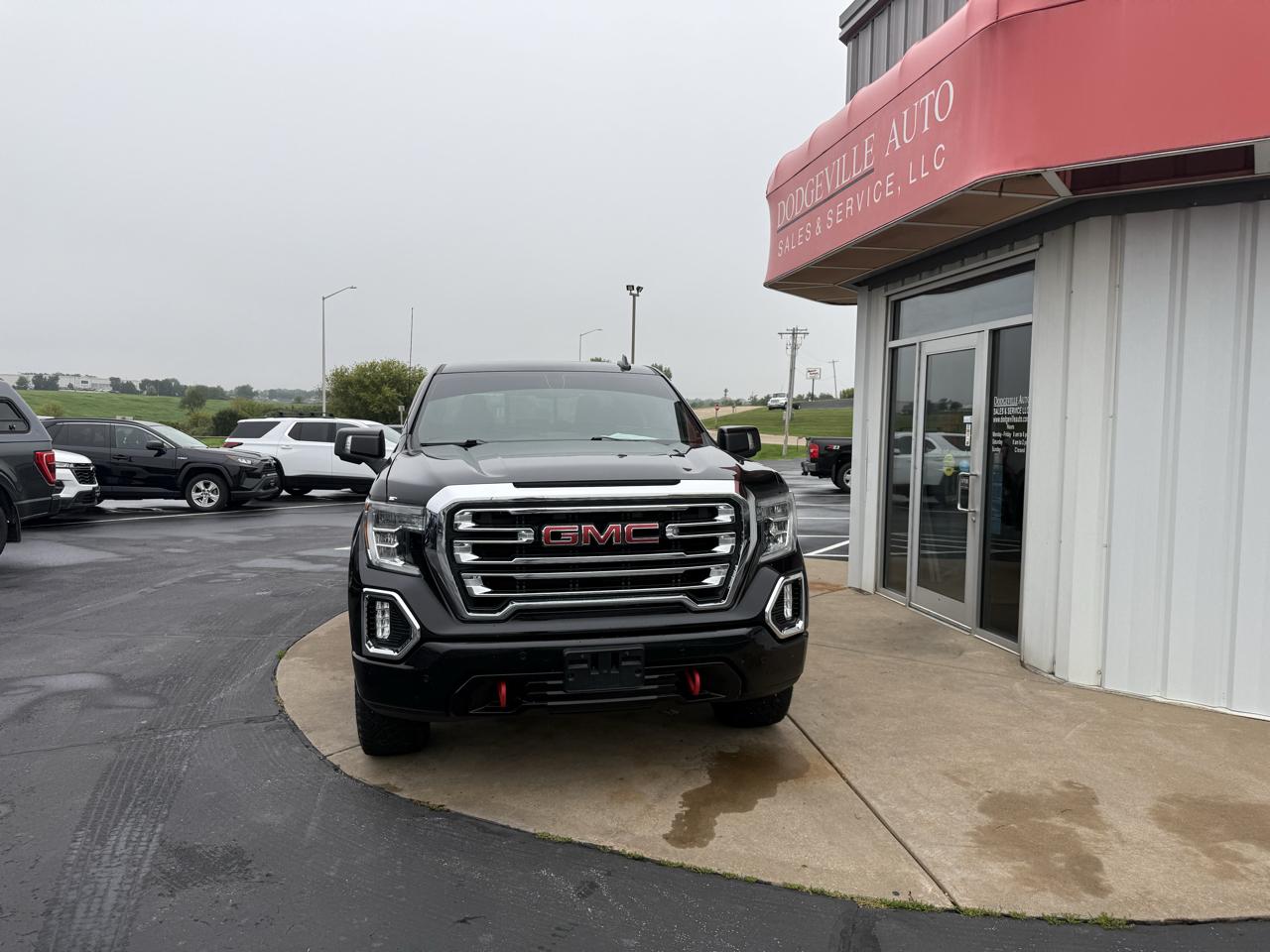GMC Sierra 1500 4WD Crew Cab 147" AT4 2021