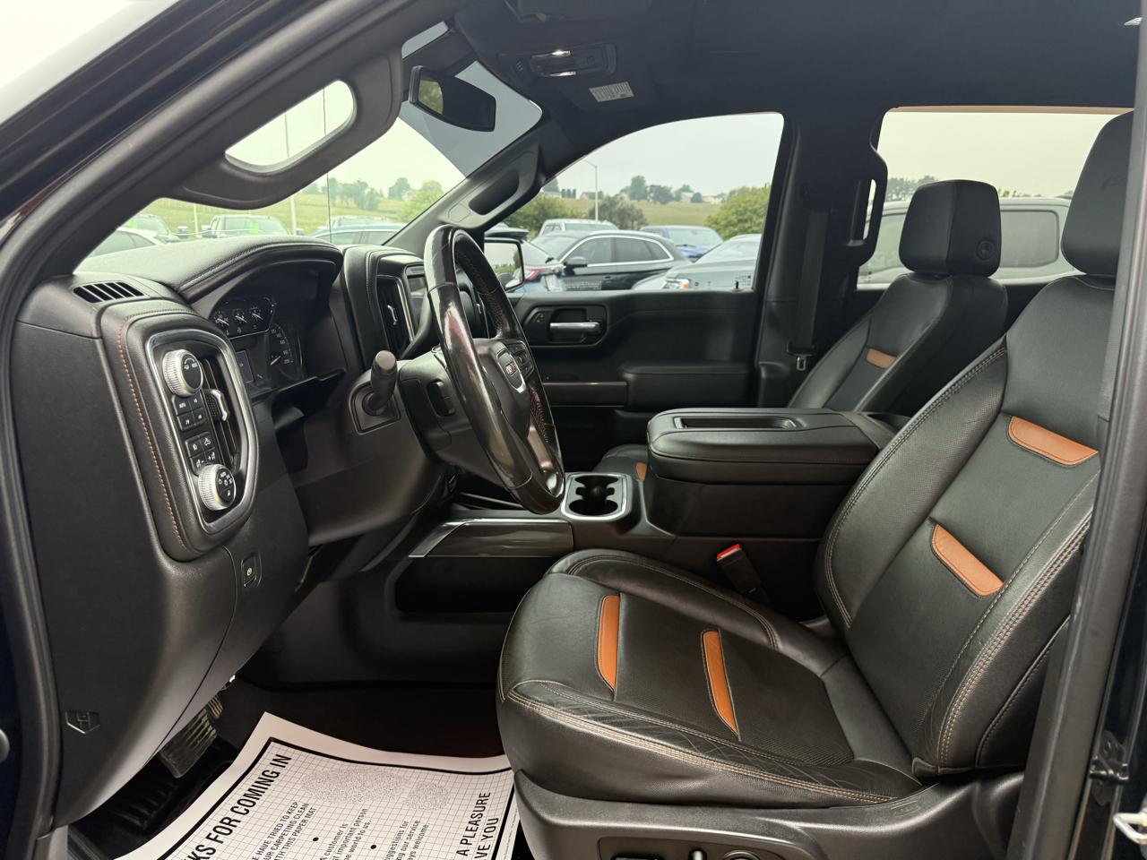 GMC Sierra 1500 4WD Crew Cab 147" AT4 2021