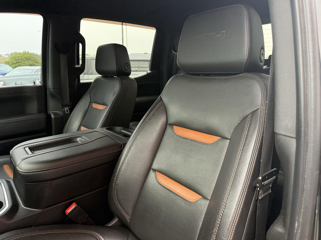 GMC Sierra 1500 4WD Crew Cab 147" AT4 2021