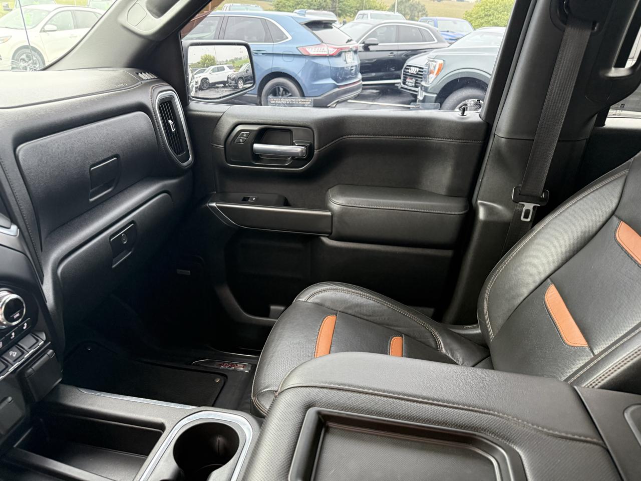 GMC Sierra 1500 4WD Crew Cab 147" AT4 2021