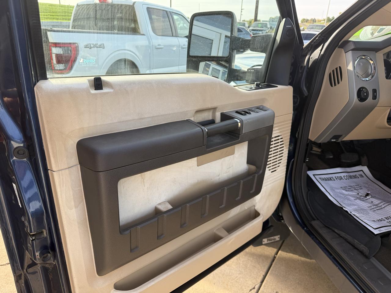 Ford Super Duty F-250 SRW 4WD Crew Cab 172" Platinum 2016