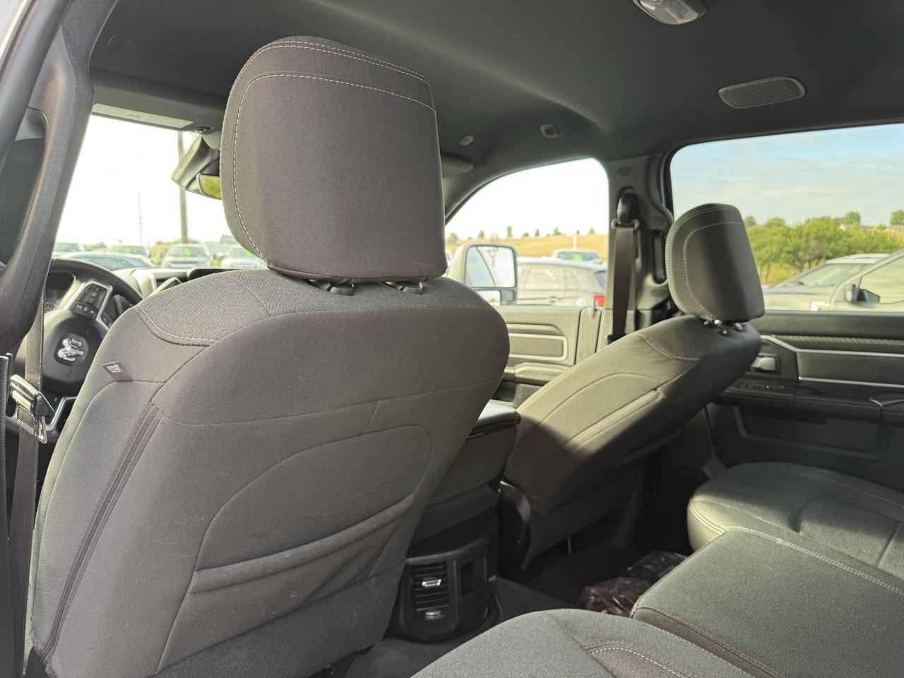 RAM 2500 Big Horn 4x4 Crew Cab 6'4" Box 2026