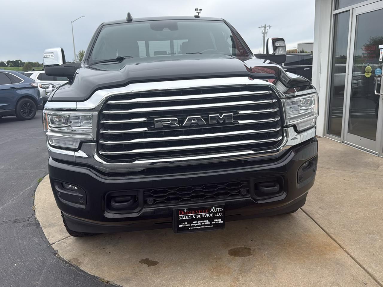 RAM 2500 Longhorn 4x4 Crew Cab 6'4" Box 2023