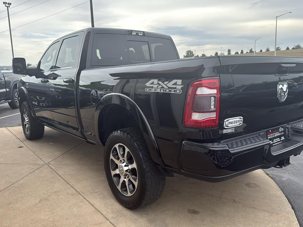 RAM 2500 Longhorn 4x4 Crew Cab 6'4" Box 2023