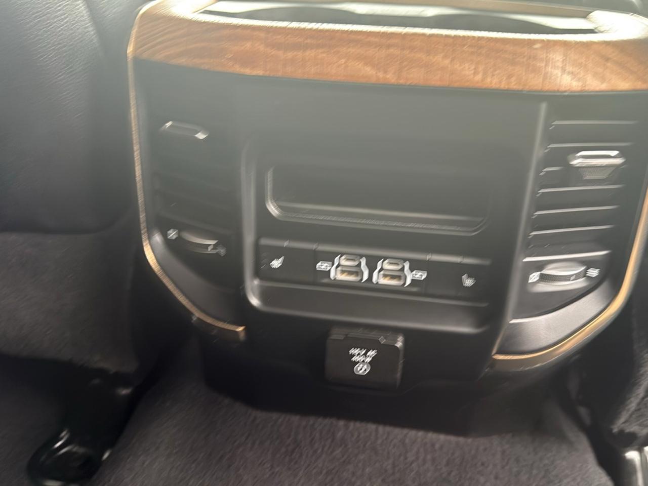 RAM 2500 Longhorn 4x4 Crew Cab 6'4" Box 2023