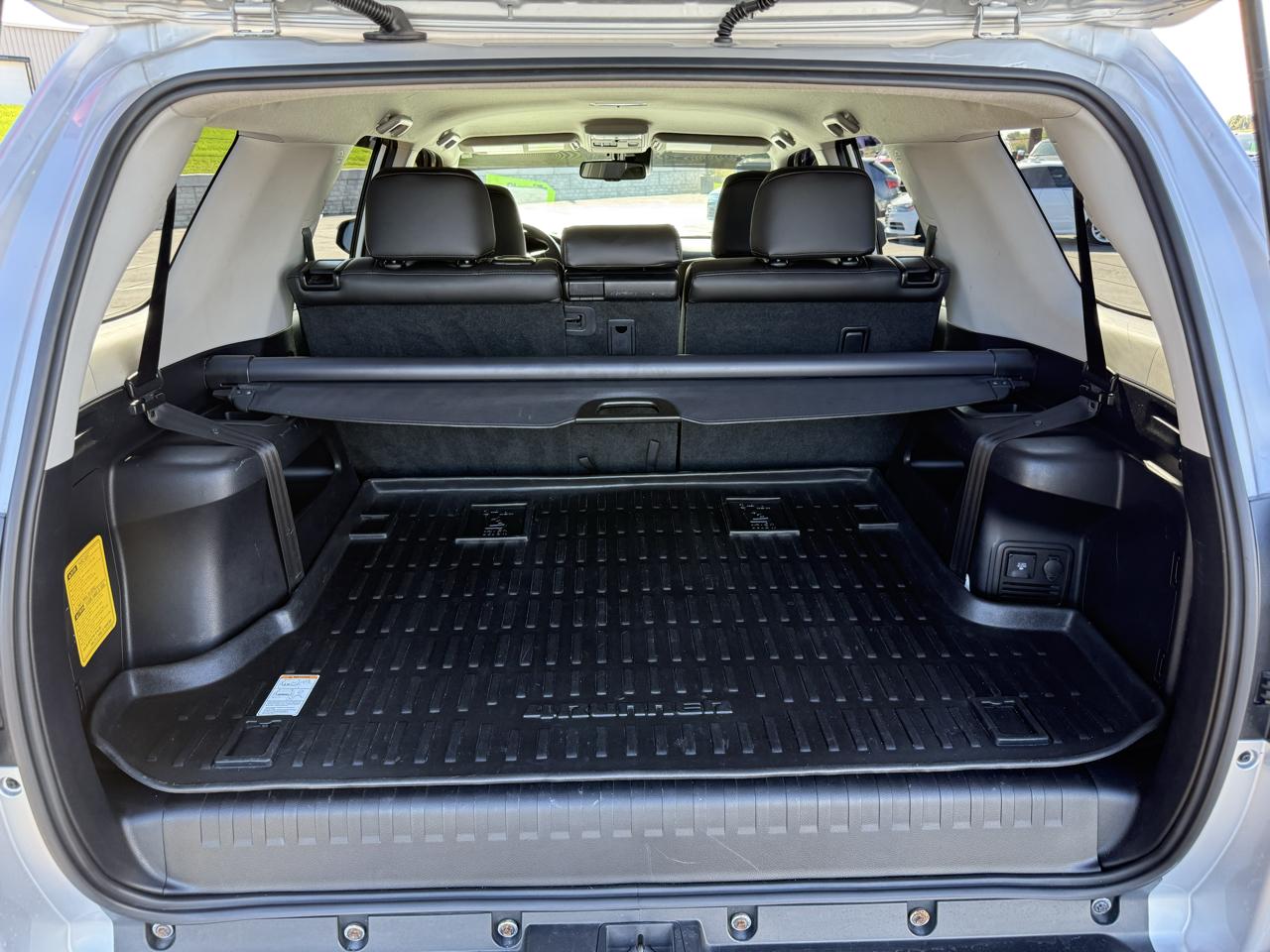 Toyota 4Runner SR5 4WD (Natl) 2021