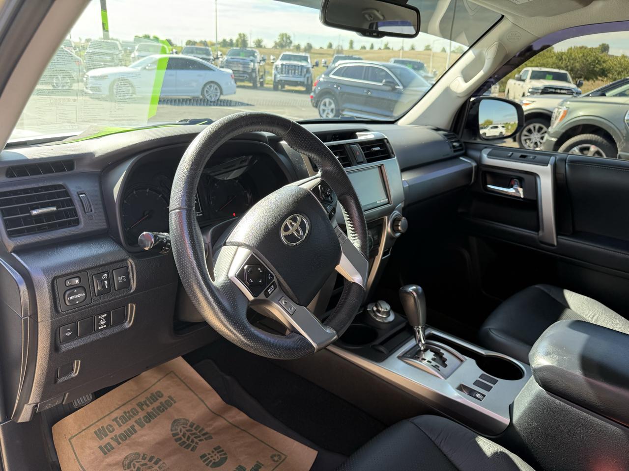 Toyota 4Runner SR5 4WD (Natl) 2021