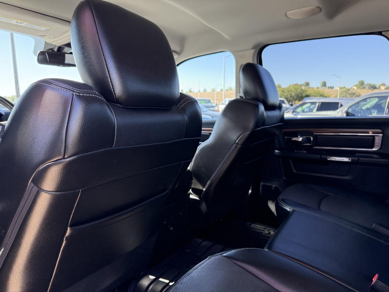 RAM 2500 4WD Crew Cab 149" Laramie 2014