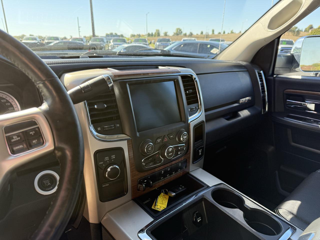 RAM 2500 4WD Crew Cab 149" Laramie 2014