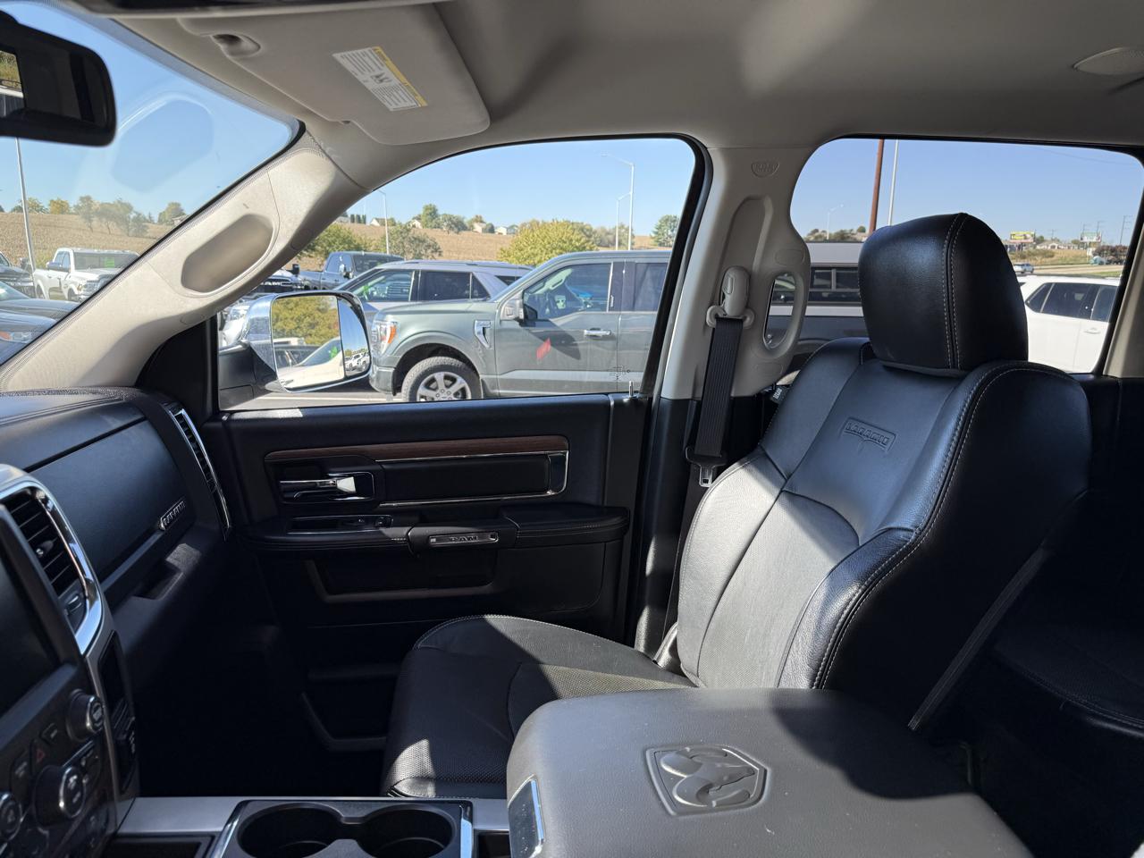 RAM 2500 4WD Crew Cab 149" Laramie 2014