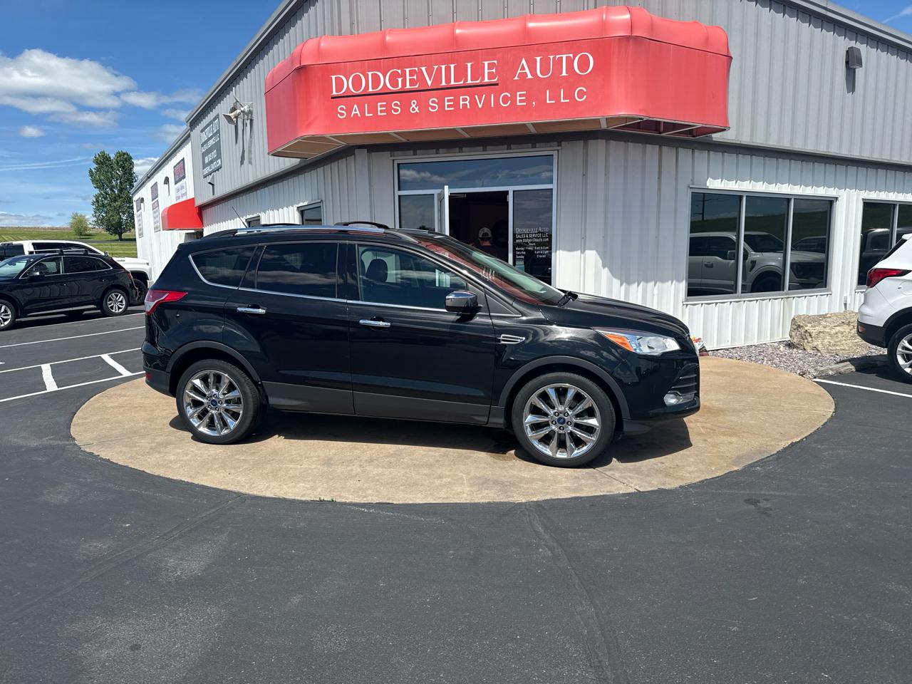 View vehicle photo 2