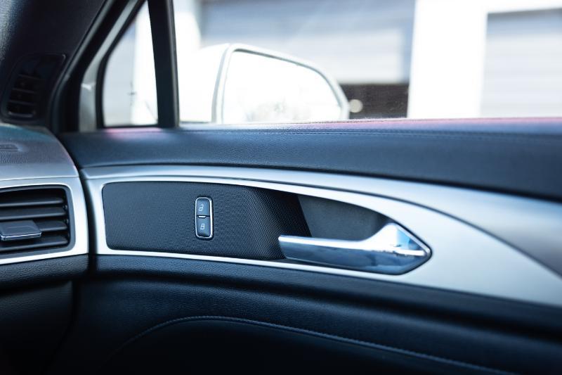 Lincoln MKZ Hybrid Premier 2017