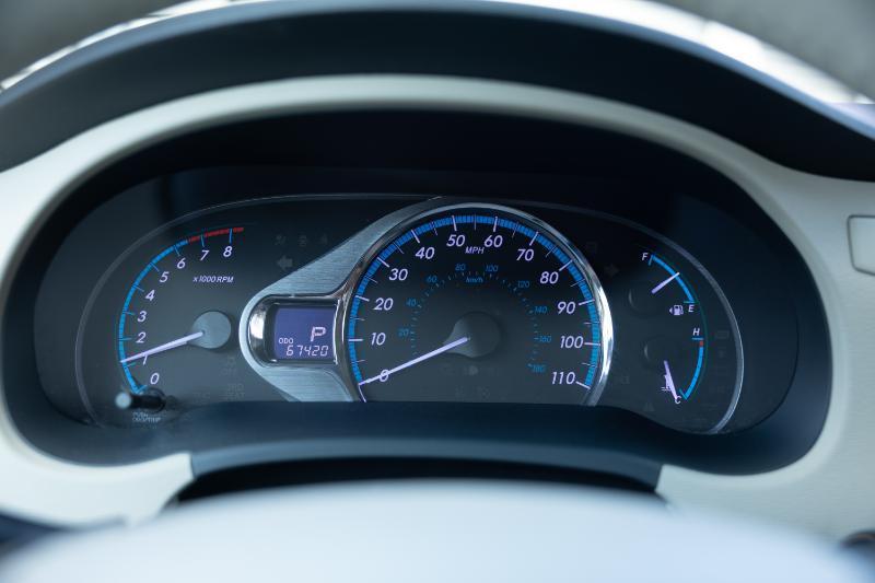 Toyota Sienna Limited 7-Pass V6 2011