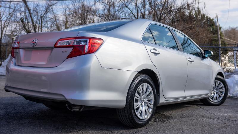 Toyota Camry LE 2012