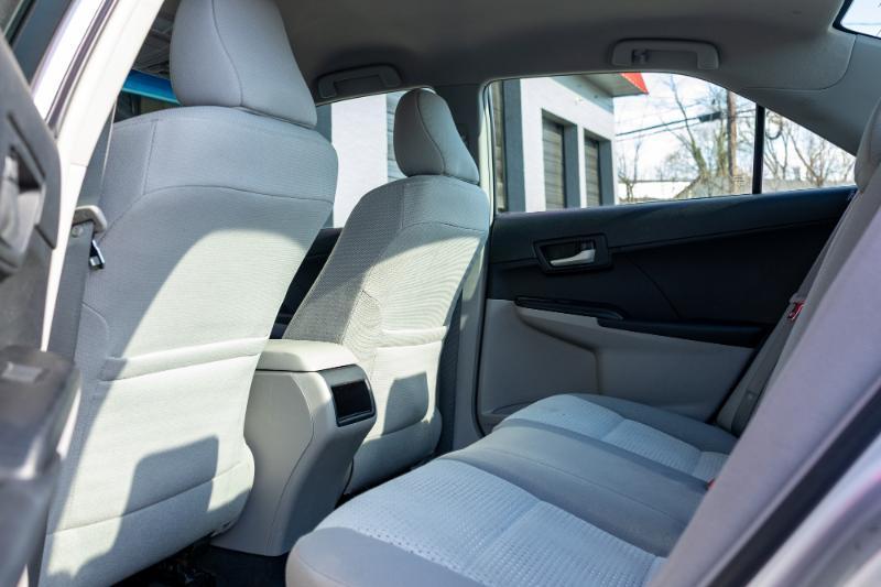 Toyota Camry LE 2012