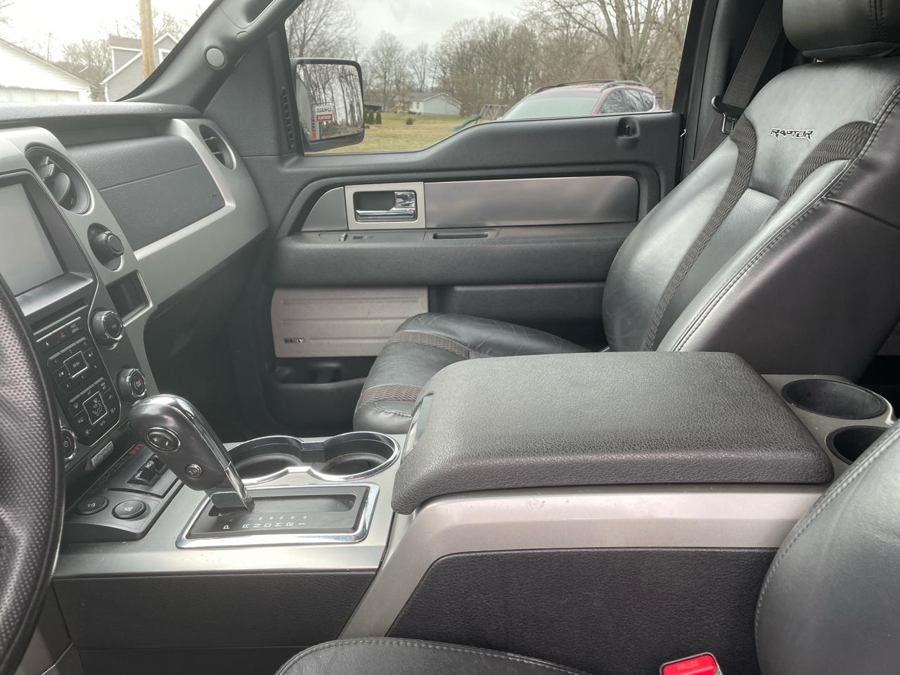 Ford F-150 SVT Raptor SuperCrew 5.5-ft. Bed 4WD 2013