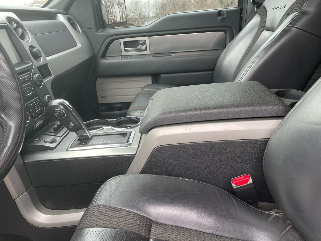 Ford F-150 SVT Raptor SuperCrew 5.5-ft. Bed 4WD 2013